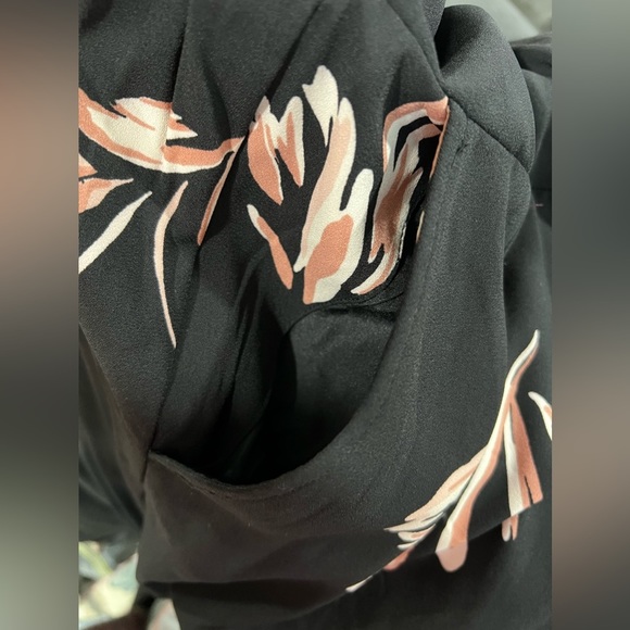 A New Day Women's Sleeveless Black Floral Jumpsuit w pockets - Picture 8 of 9